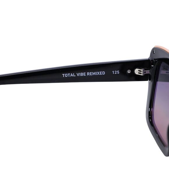 Quay Australia TOTAL VIBE REMIXED Square Women Sunglasses - Black/Multi - NWT - Picture 6 of 12